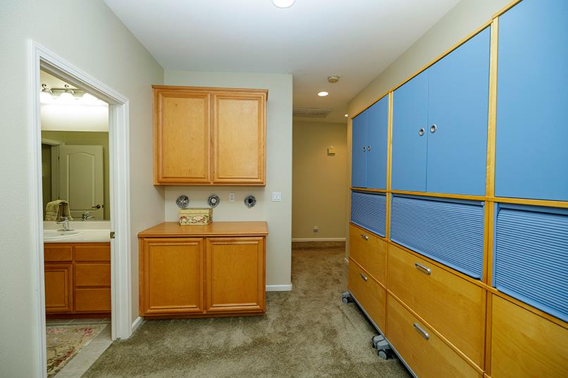 420 Fusco Ave, Modesto, CA 95354