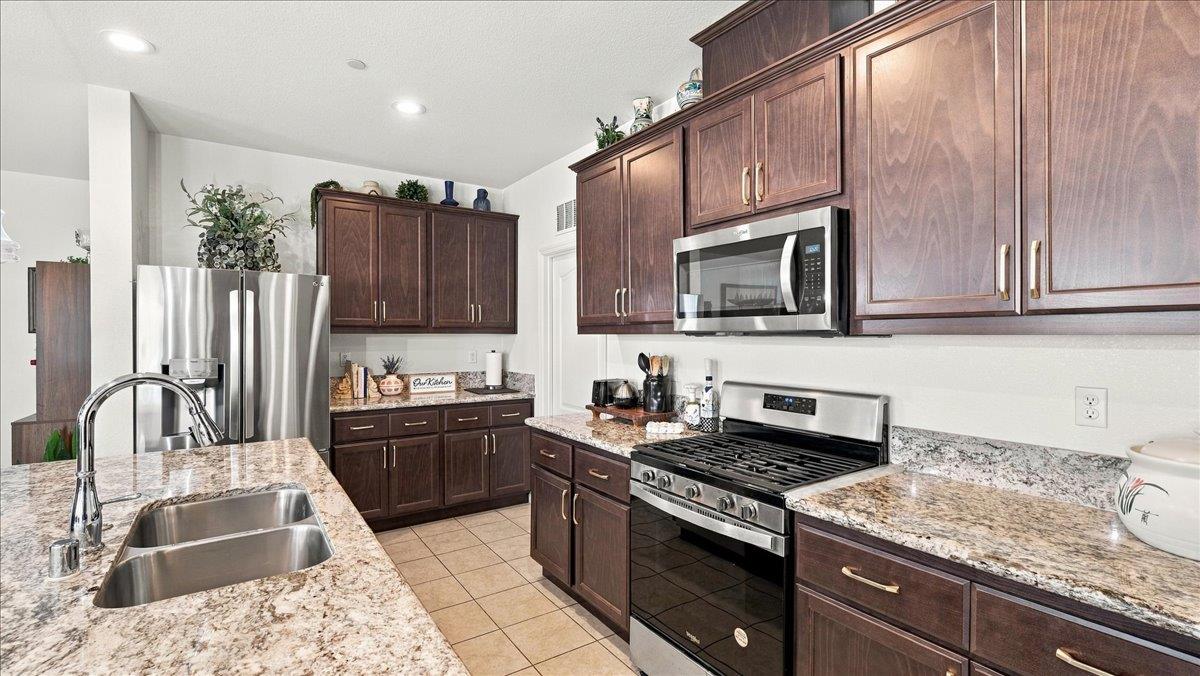2258 Beppe Ave, Manteca, CA 95337