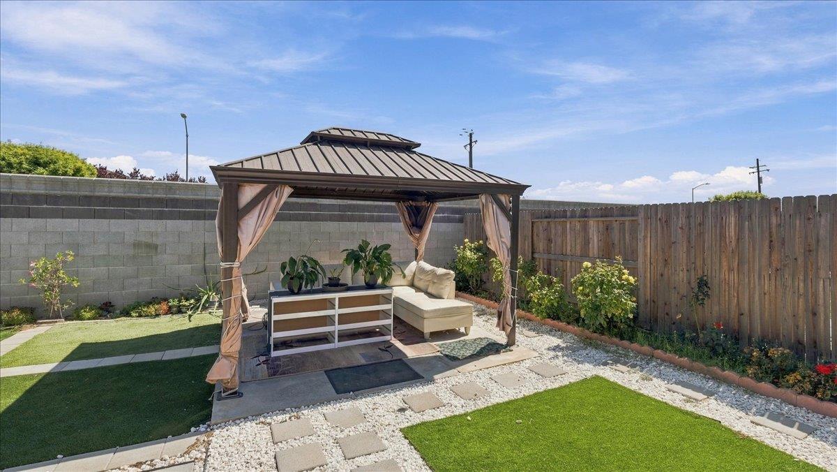 2258 Beppe Ave, Manteca, CA 95337