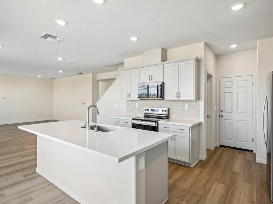 2959 Dawson Creek St, Manteca, CA 95337