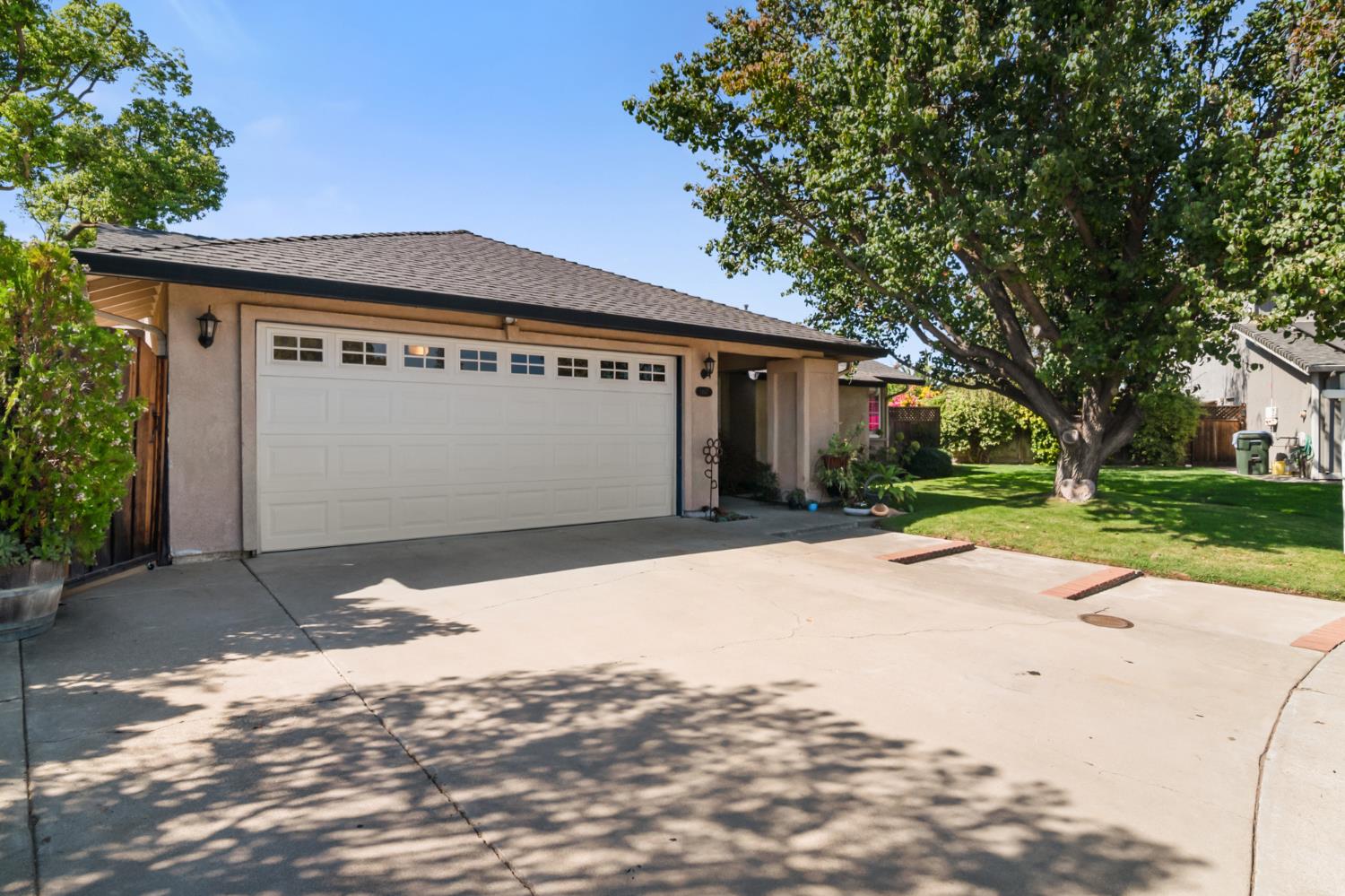 1467 Dunigan Pl, Manteca, CA 95336