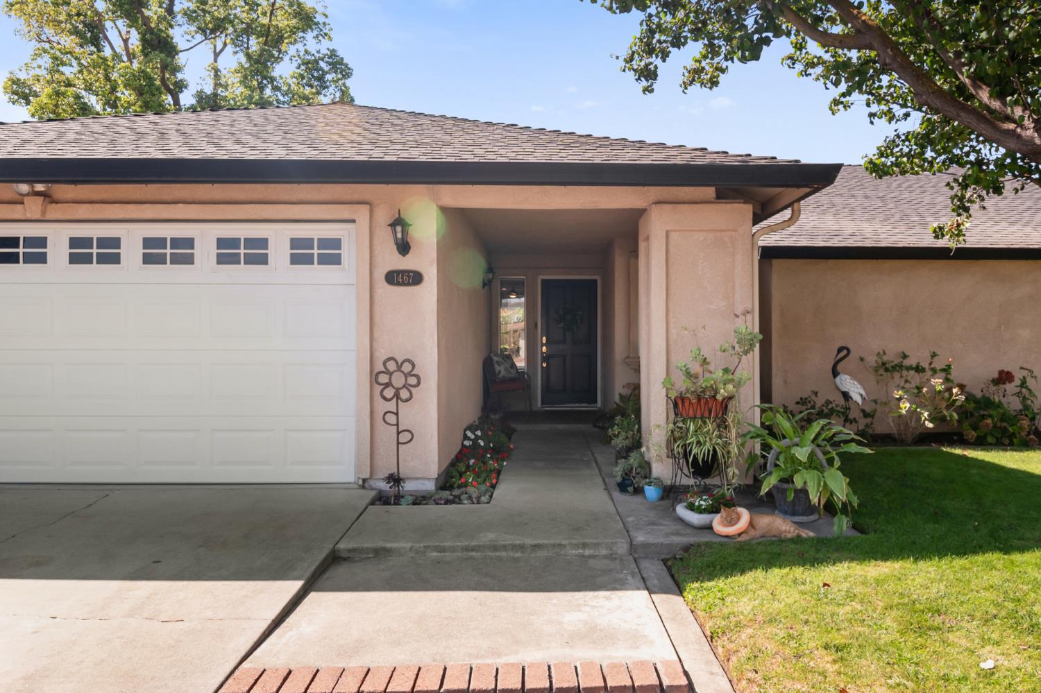 1467 Dunigan Pl, Manteca, CA 95336