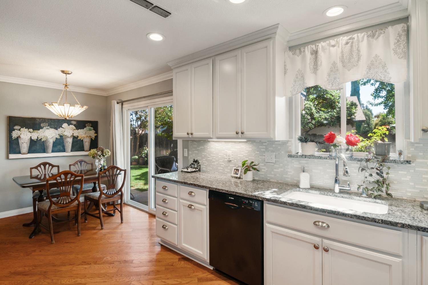 1467 Dunigan Pl, Manteca, CA 95336