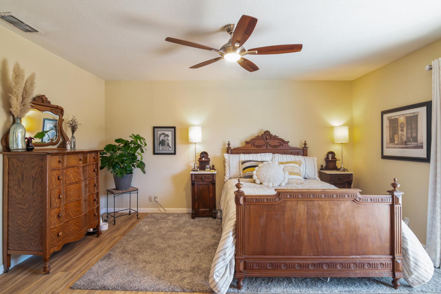 1467 Dunigan Pl, Manteca, CA 95336