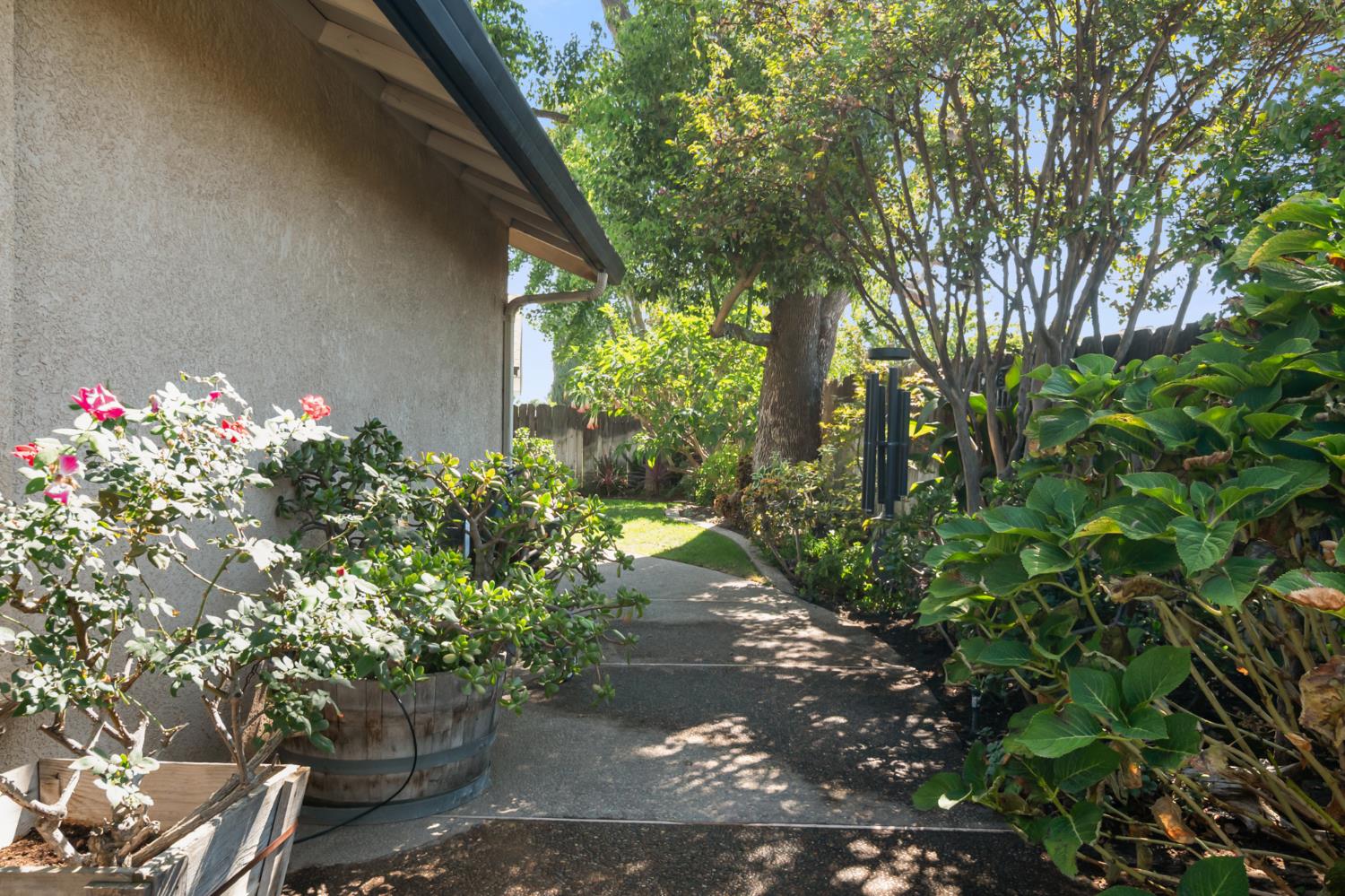 1467 Dunigan Pl, Manteca, CA 95336