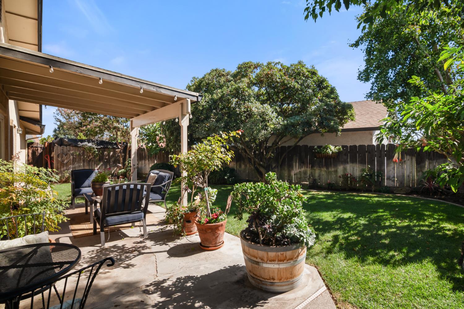 1467 Dunigan Pl, Manteca, CA 95336