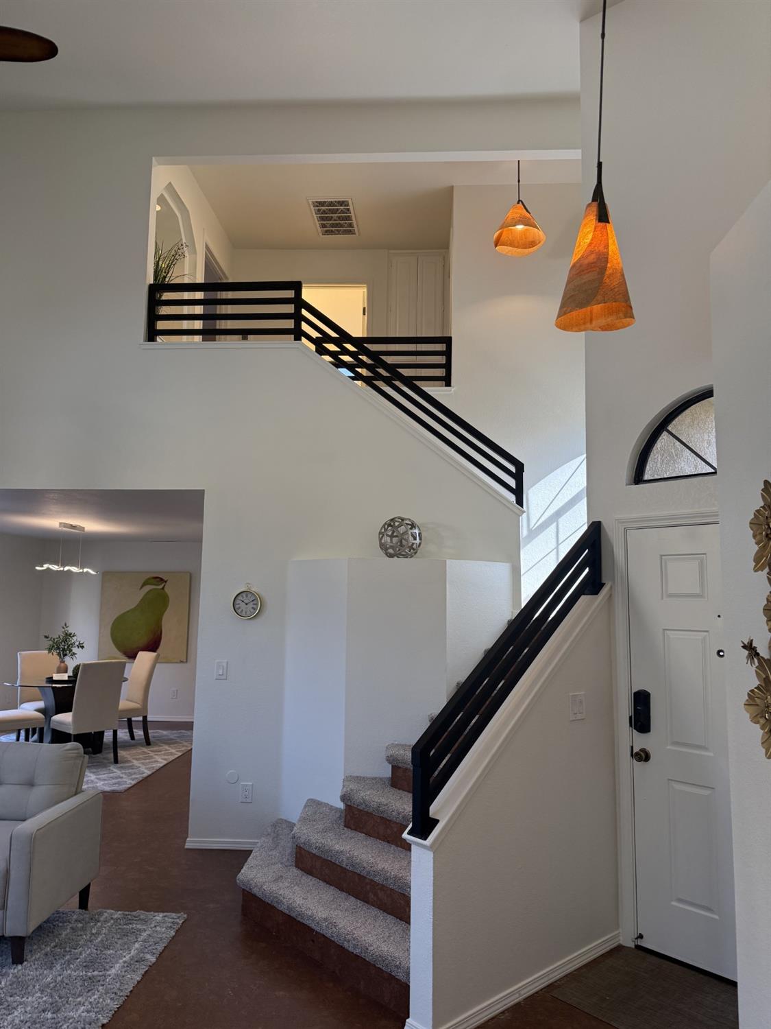 1168 Copper Cottage Ln, Modesto, CA 95355