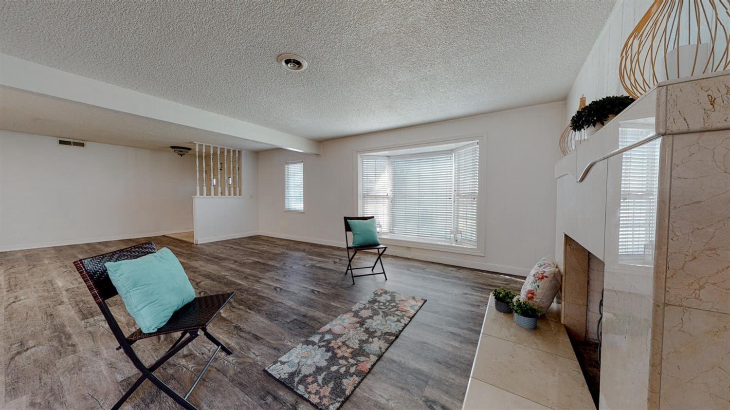 2404 Queenaire Ln, Modesto, CA 95350