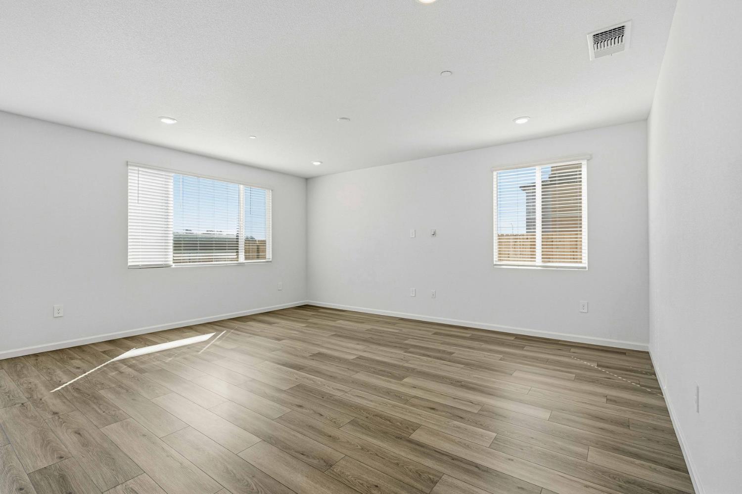 2350 Lazio St, Manteca, CA 95337