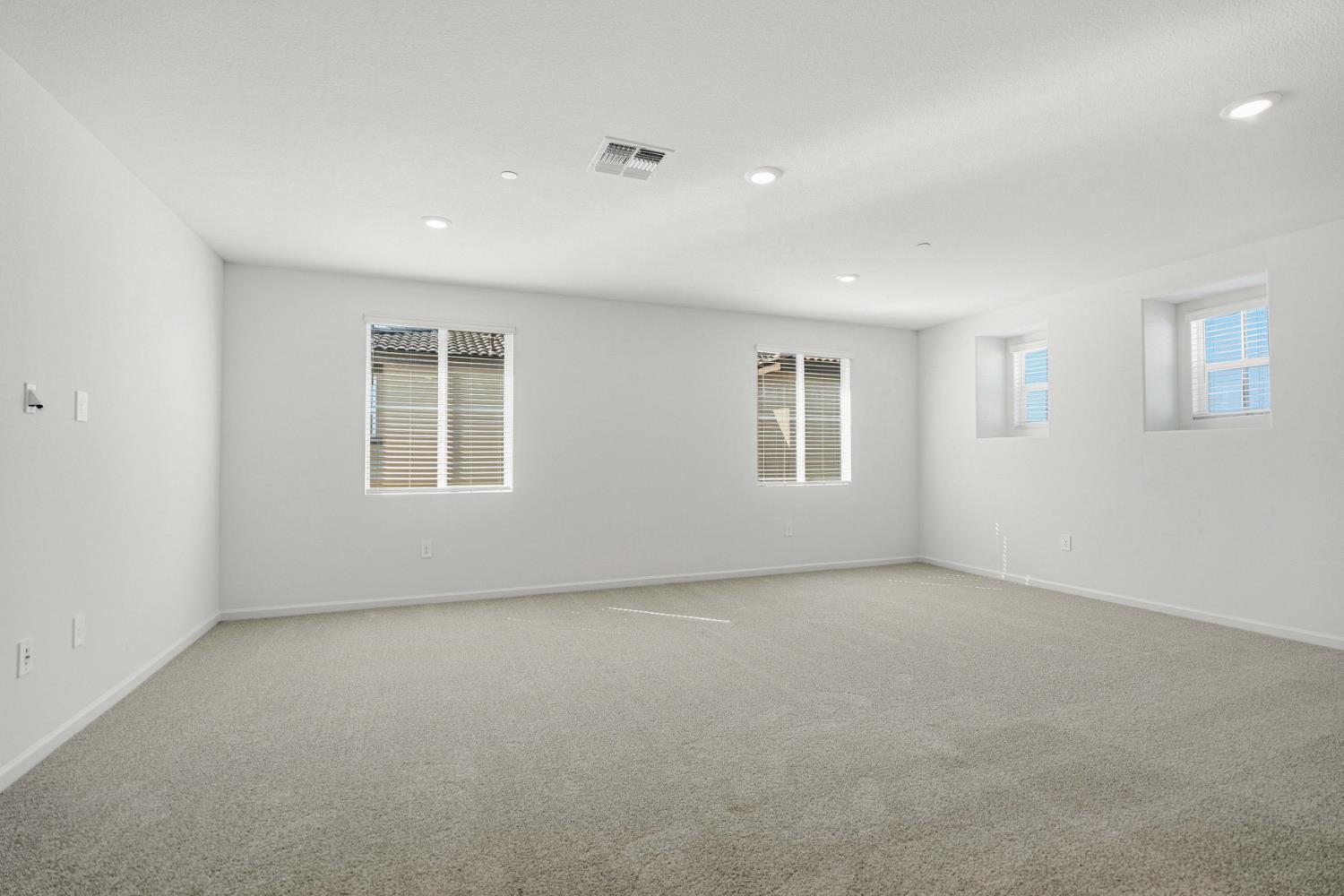 2350 Lazio St, Manteca, CA 95337