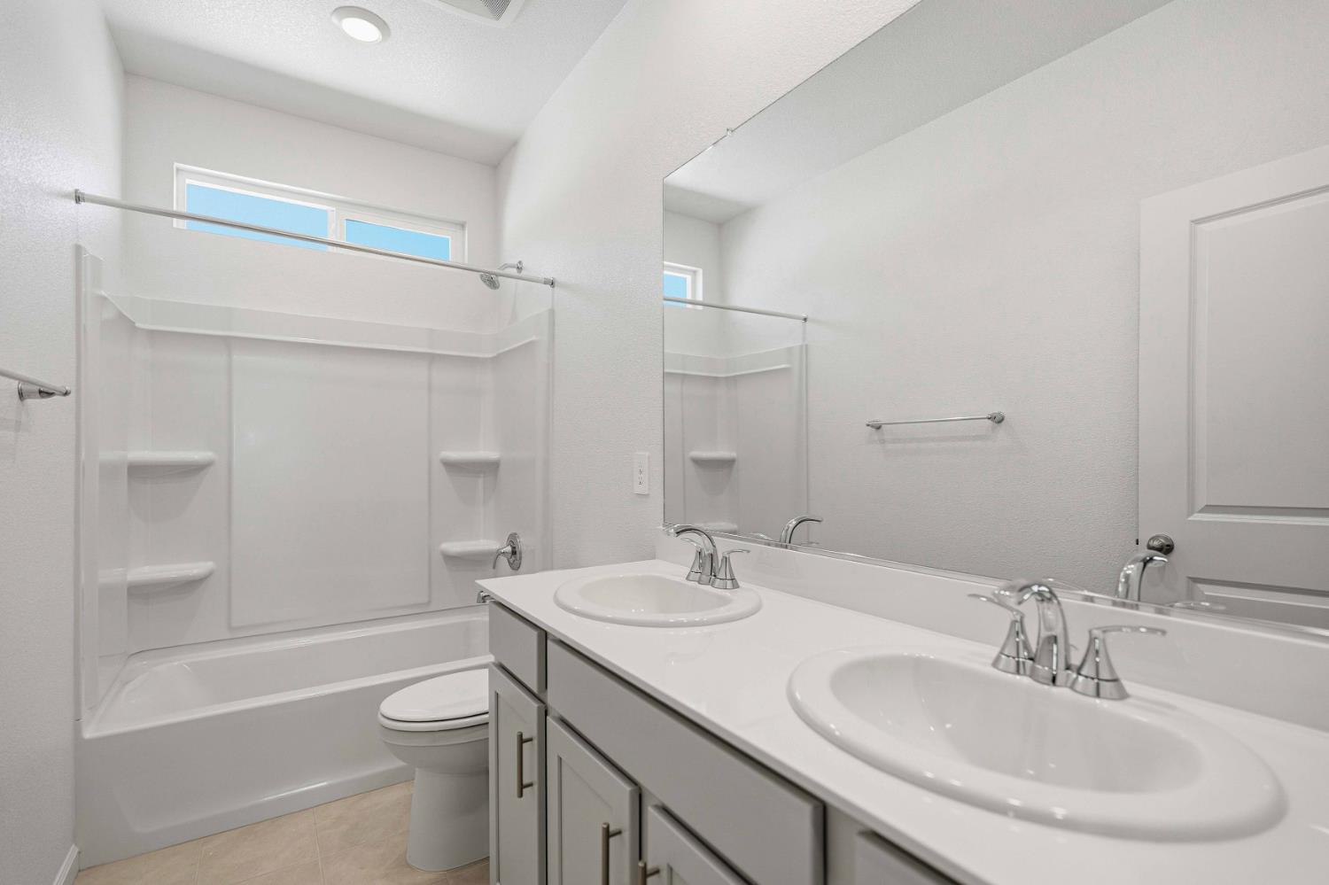 2350 Lazio St, Manteca, CA 95337