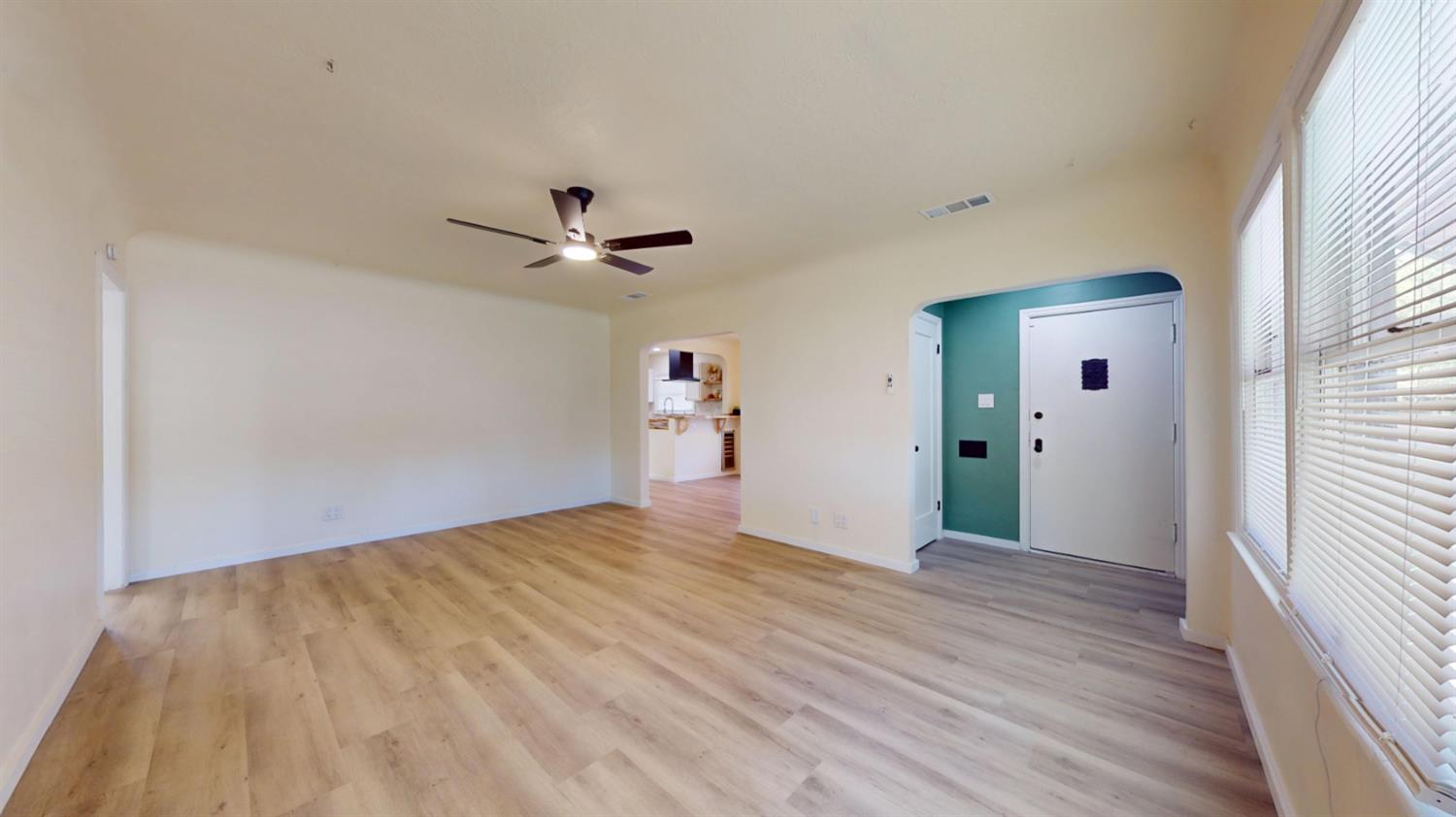 225 Merced Ave, Modesto, CA 95351