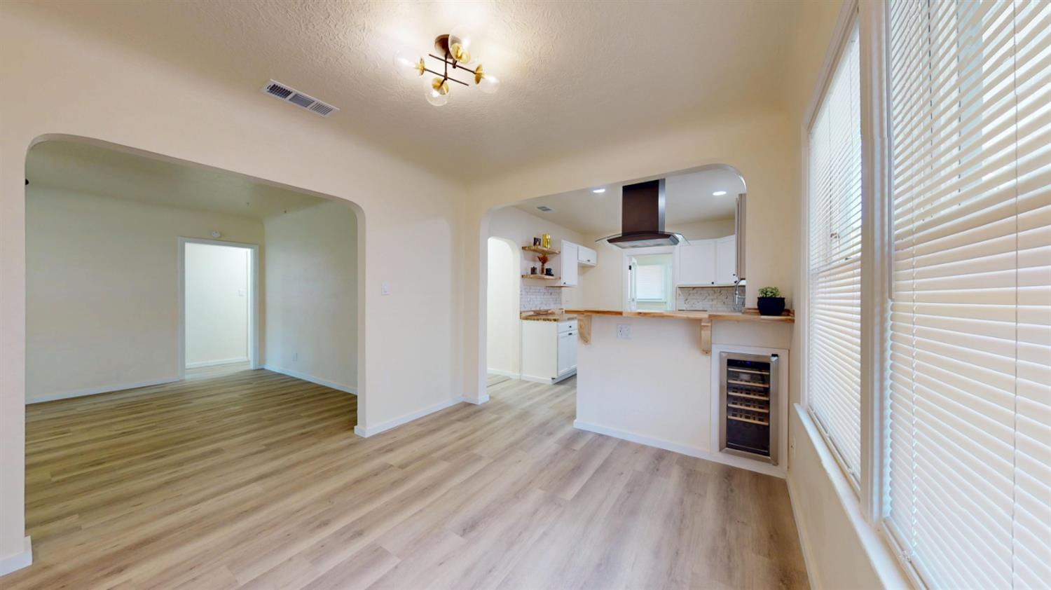 225 Merced Ave, Modesto, CA 95351