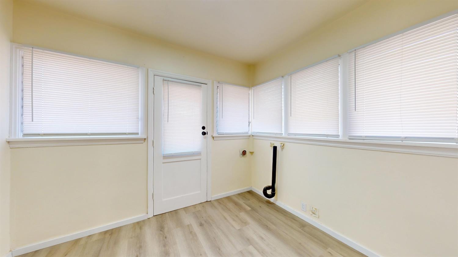 225 Merced Ave, Modesto, CA 95351