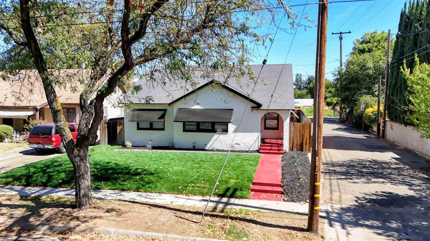 225 Merced Ave, Modesto, CA 95351