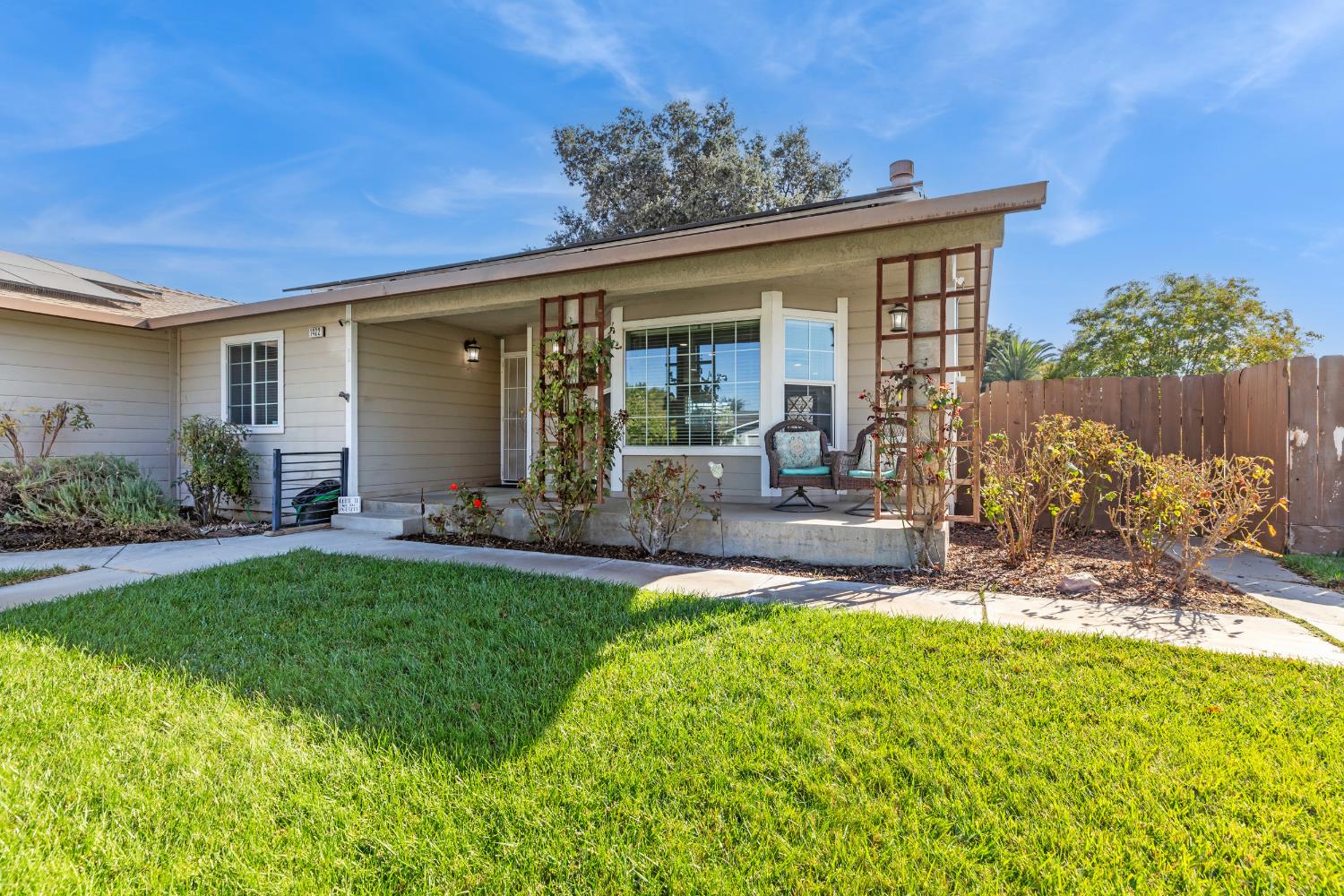 1422 Silva Ave, Newman, CA 95360