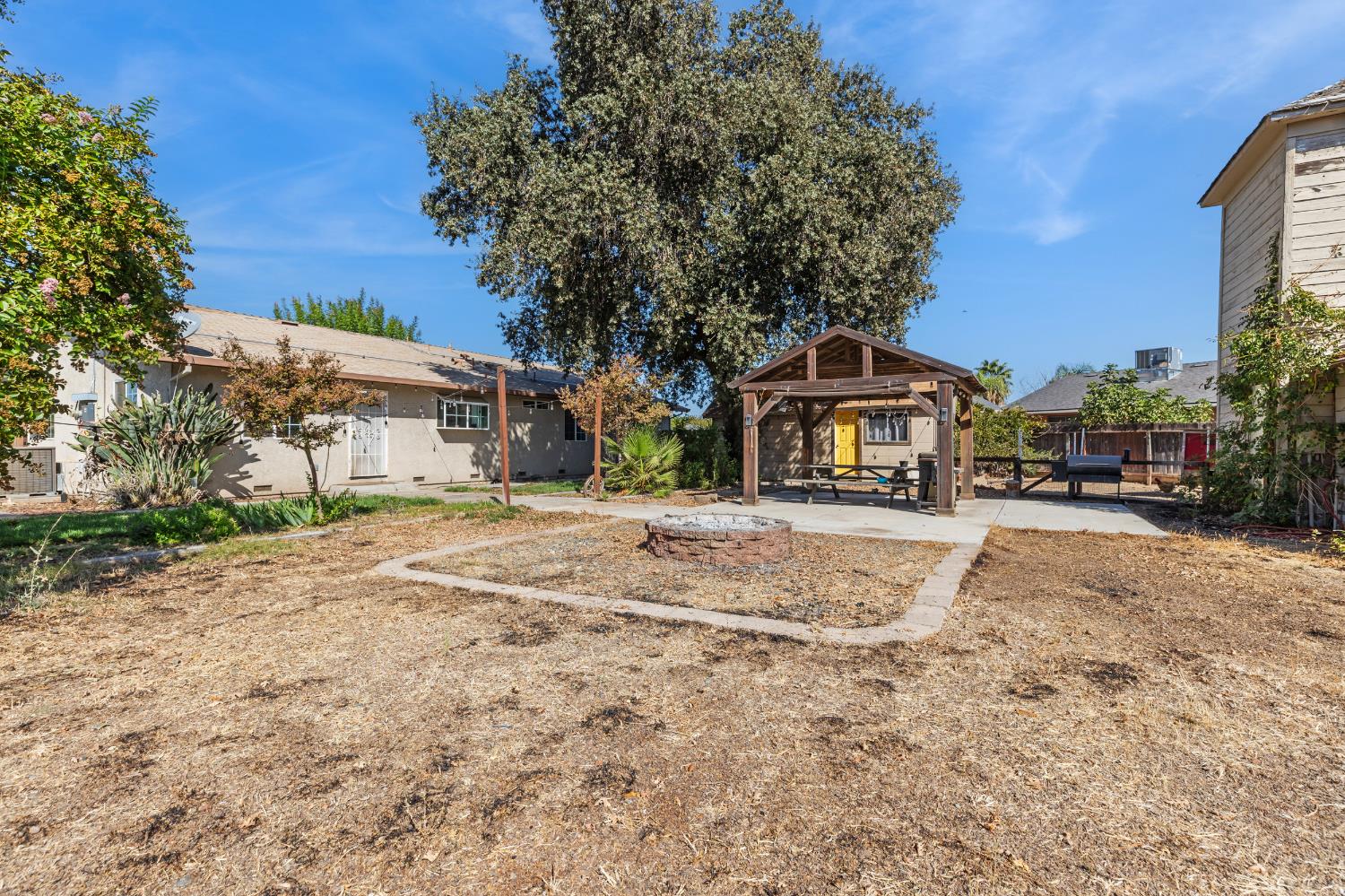 1422 Silva Ave, Newman, CA 95360