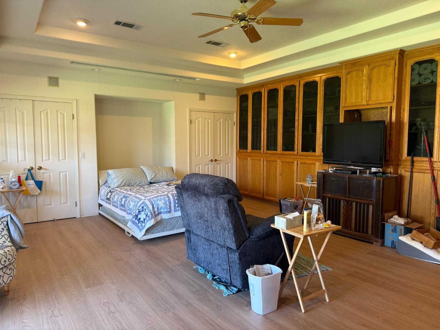 213 Hilton St, Madera, CA 93637