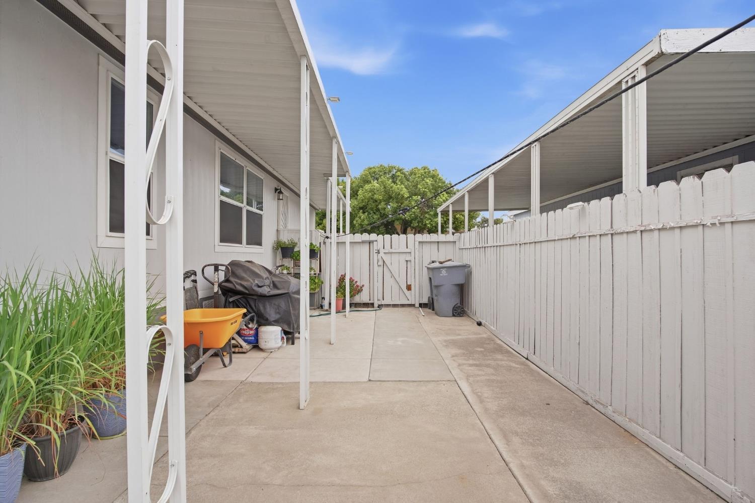 5901 Newbrook Cir #85, Riverbank, CA 95367