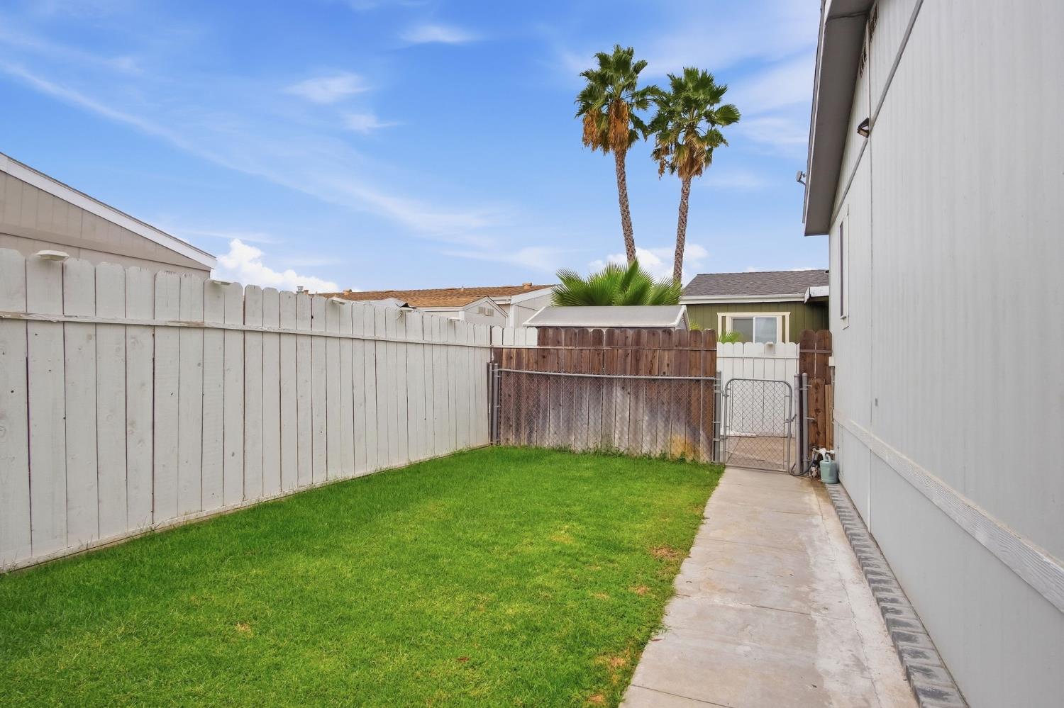 5901 Newbrook Cir #85, Riverbank, CA 95367