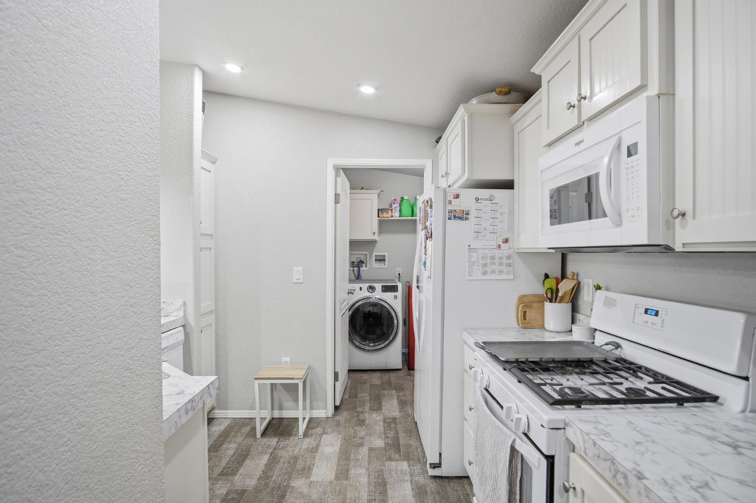 5901 Newbrook Cir #85, Riverbank, CA 95367