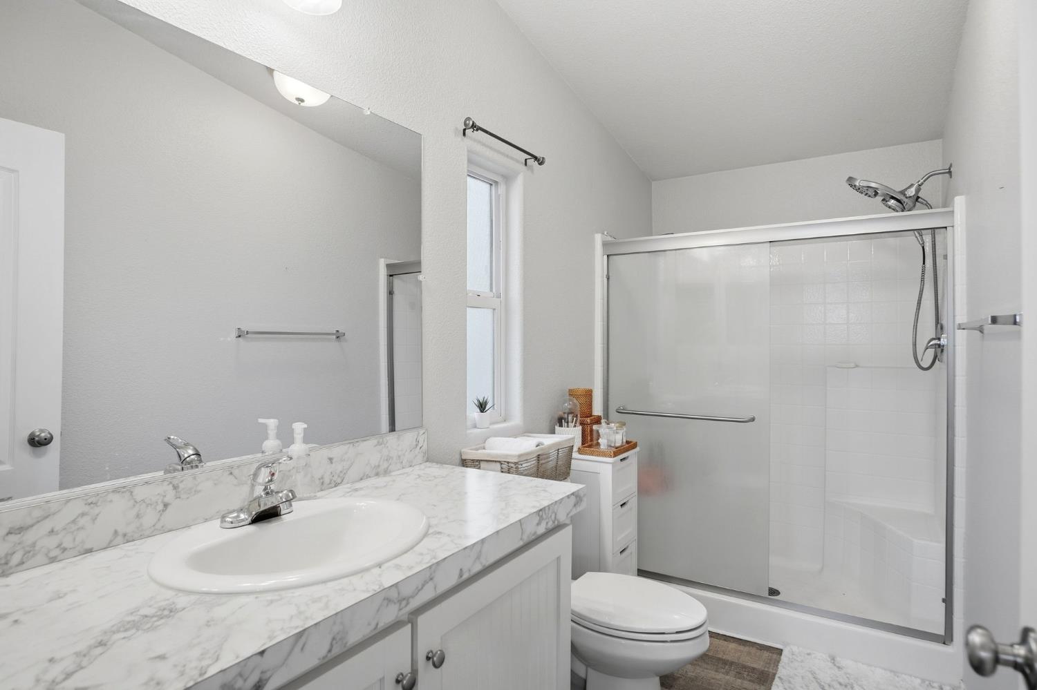 5901 Newbrook Cir #85, Riverbank, CA 95367
