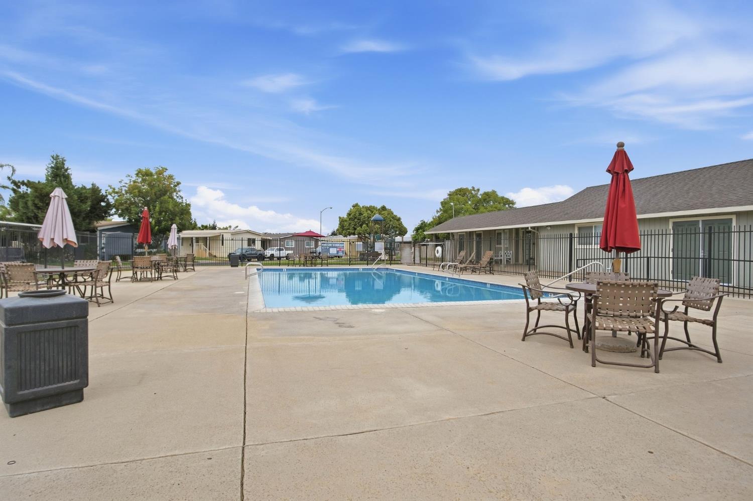 5901 Newbrook Cir #85, Riverbank, CA 95367