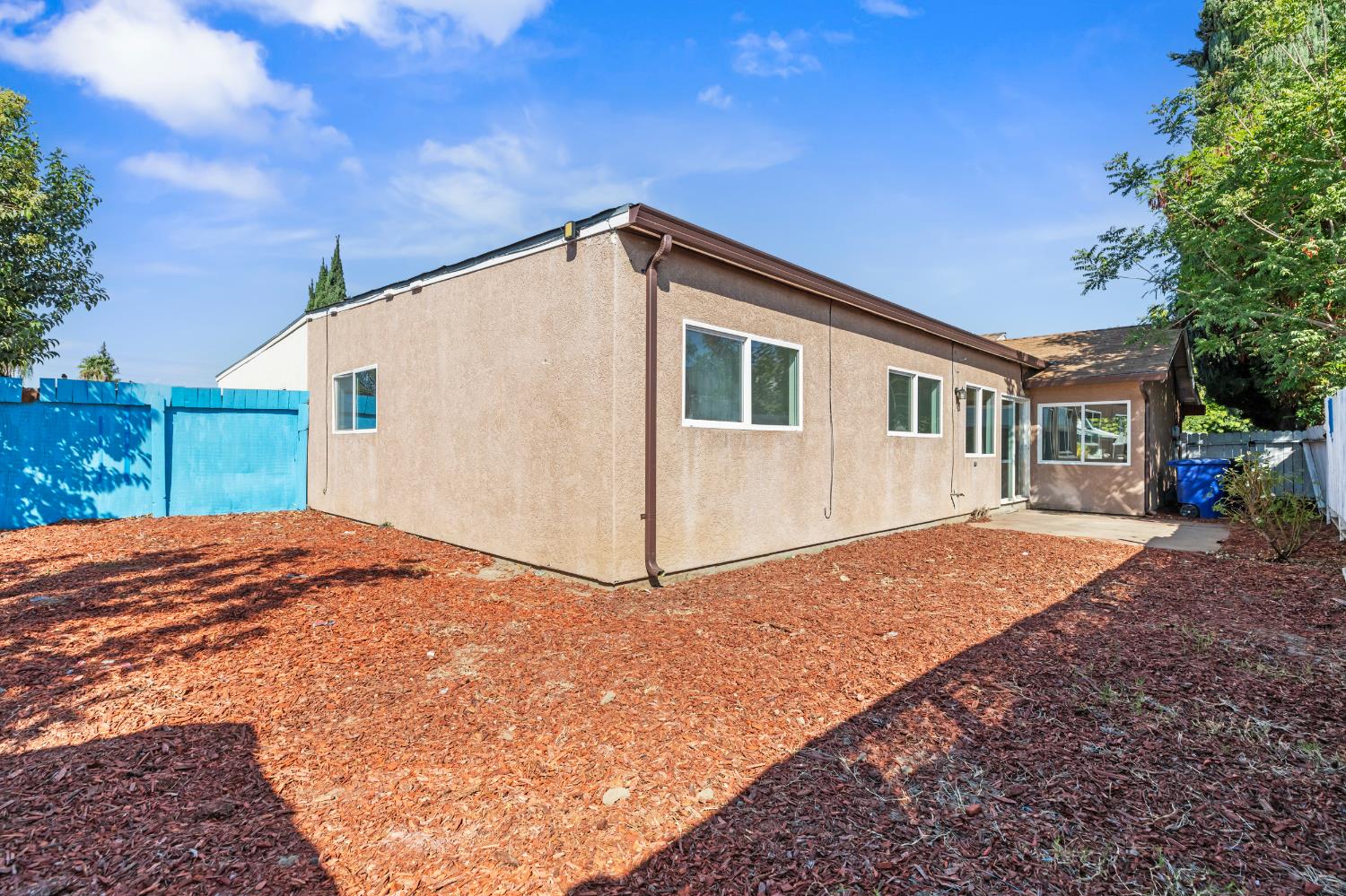 2644 San Ignacio Ave, Modesto, CA 95354