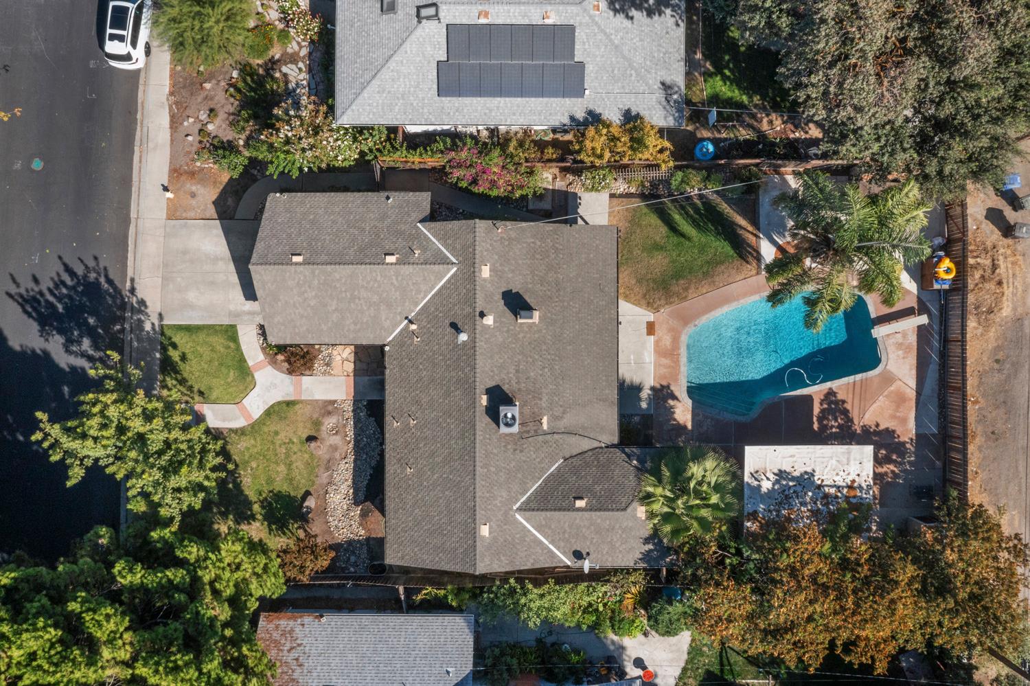 1002 Mount Vernon Dr, Modesto, CA 95350