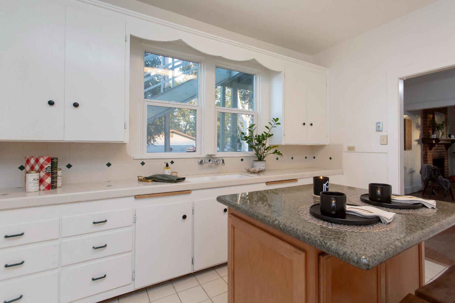 689 Alpha Rd, Turlock, CA 95380