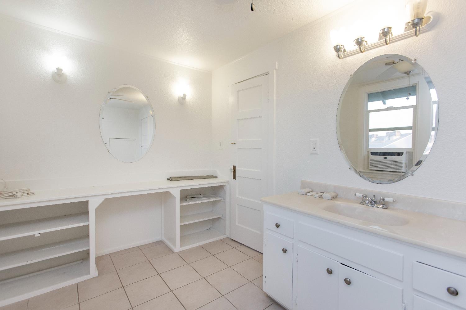 689 Alpha Rd, Turlock, CA 95380