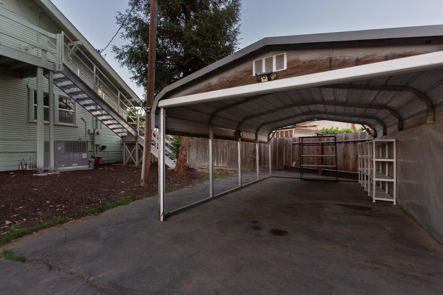 689 Alpha Rd, Turlock, CA 95380