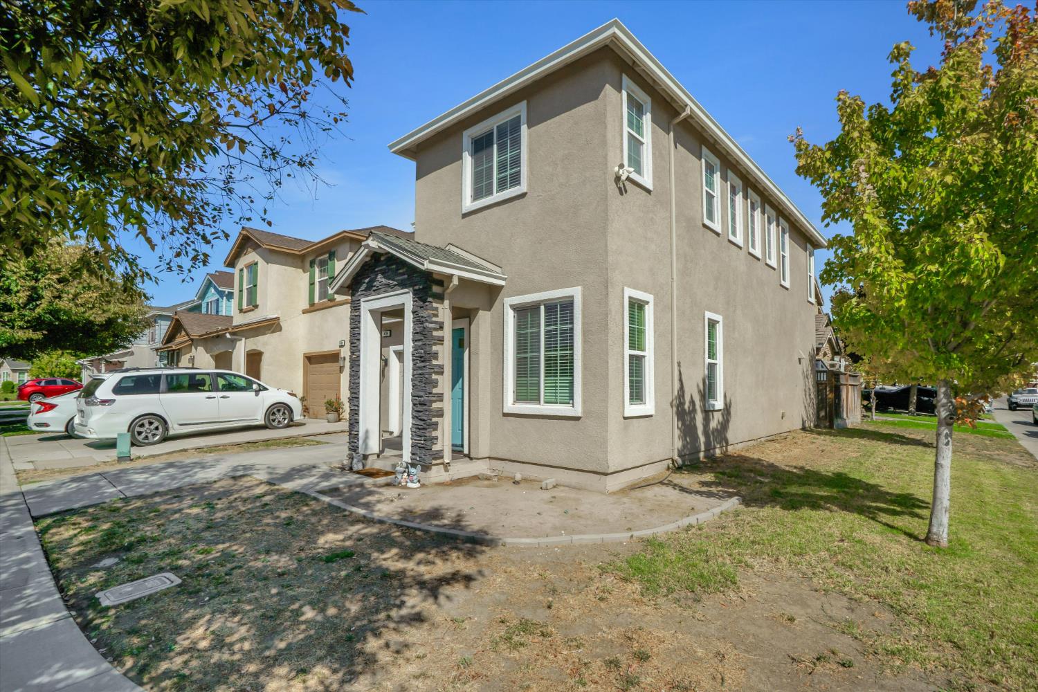 1494 Hearthsong Dr, Manteca, CA 95337