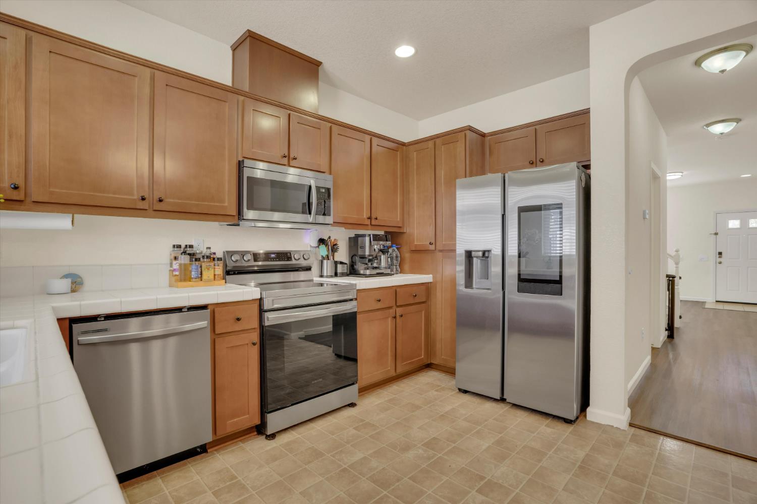 1494 Hearthsong Dr, Manteca, CA 95337