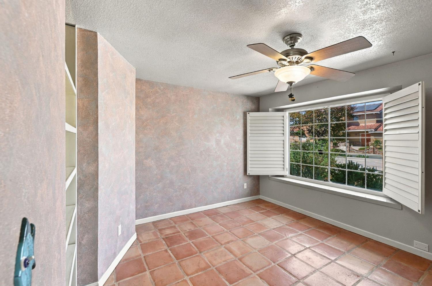 2400 Payne Ave, Modesto, CA 95351