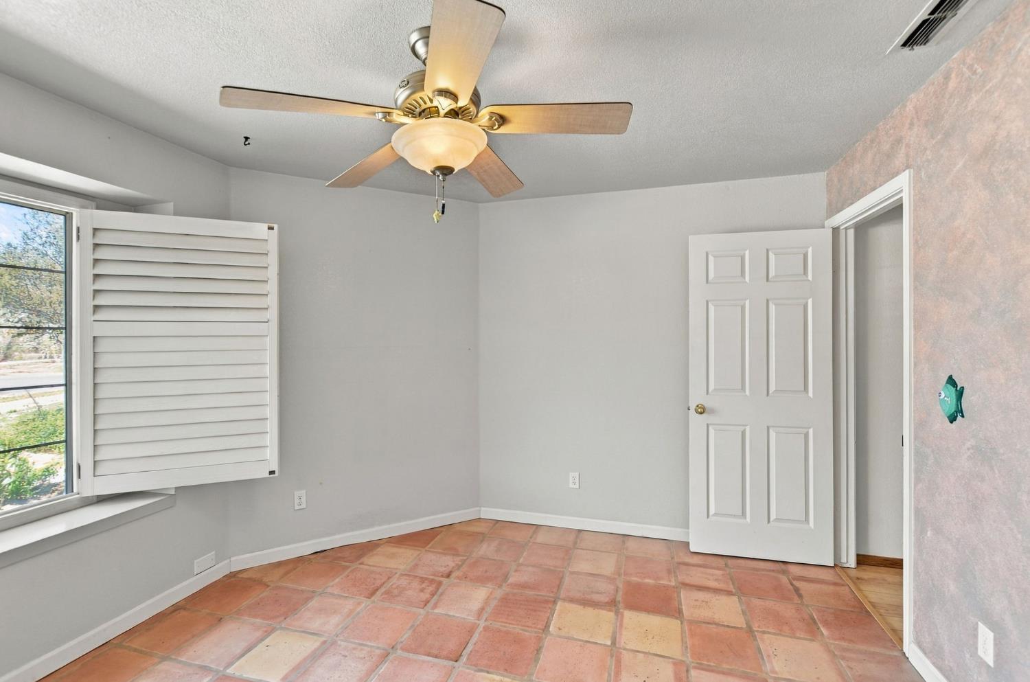 2400 Payne Ave, Modesto, CA 95351