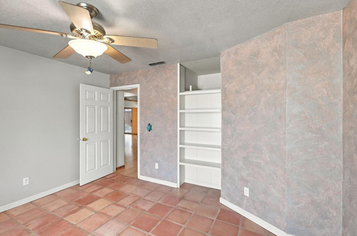 2400 Payne Ave, Modesto, CA 95351