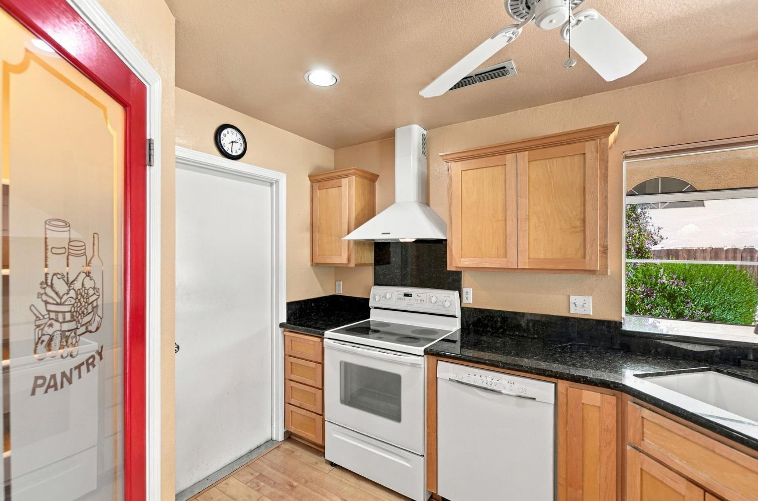 2400 Payne Ave, Modesto, CA 95351