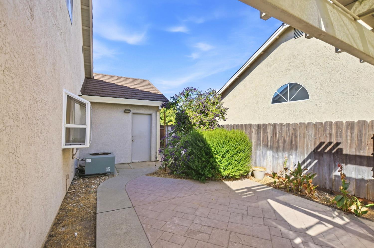2400 Payne Ave, Modesto, CA 95351