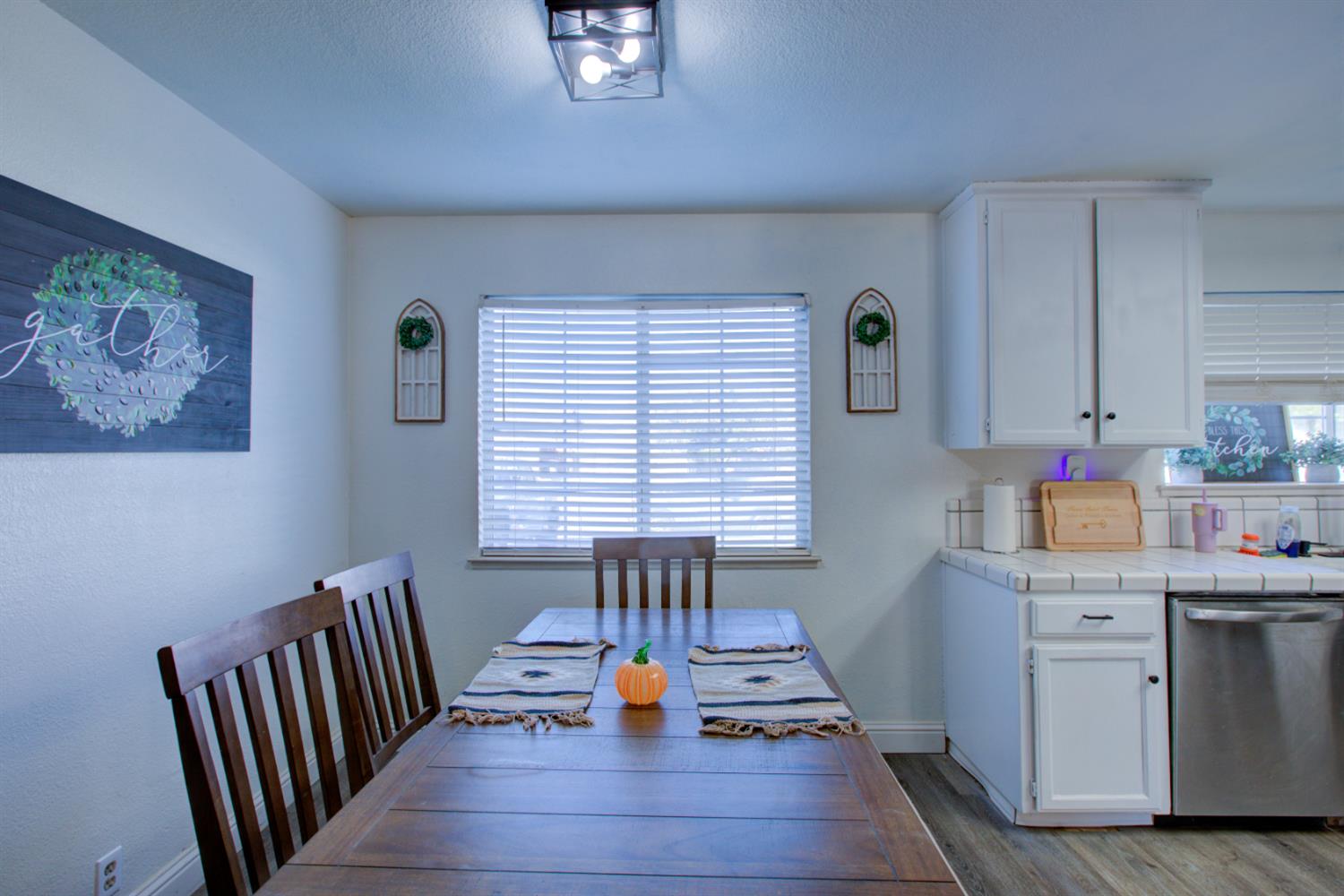 5718 Prince Norman Way, Riverbank, CA 95367