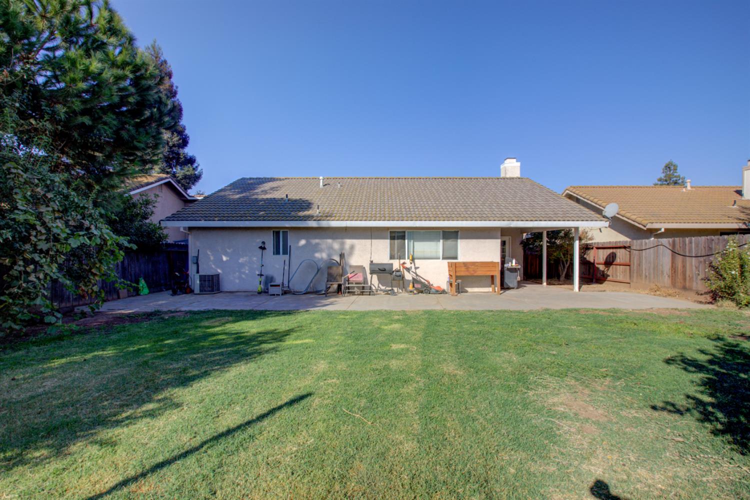 5718 Prince Norman Way, Riverbank, CA 95367