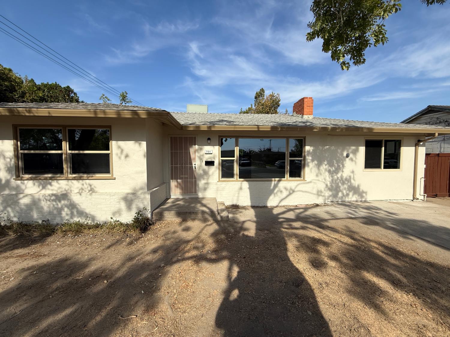 701 S Minaret, Turlock, CA 95380