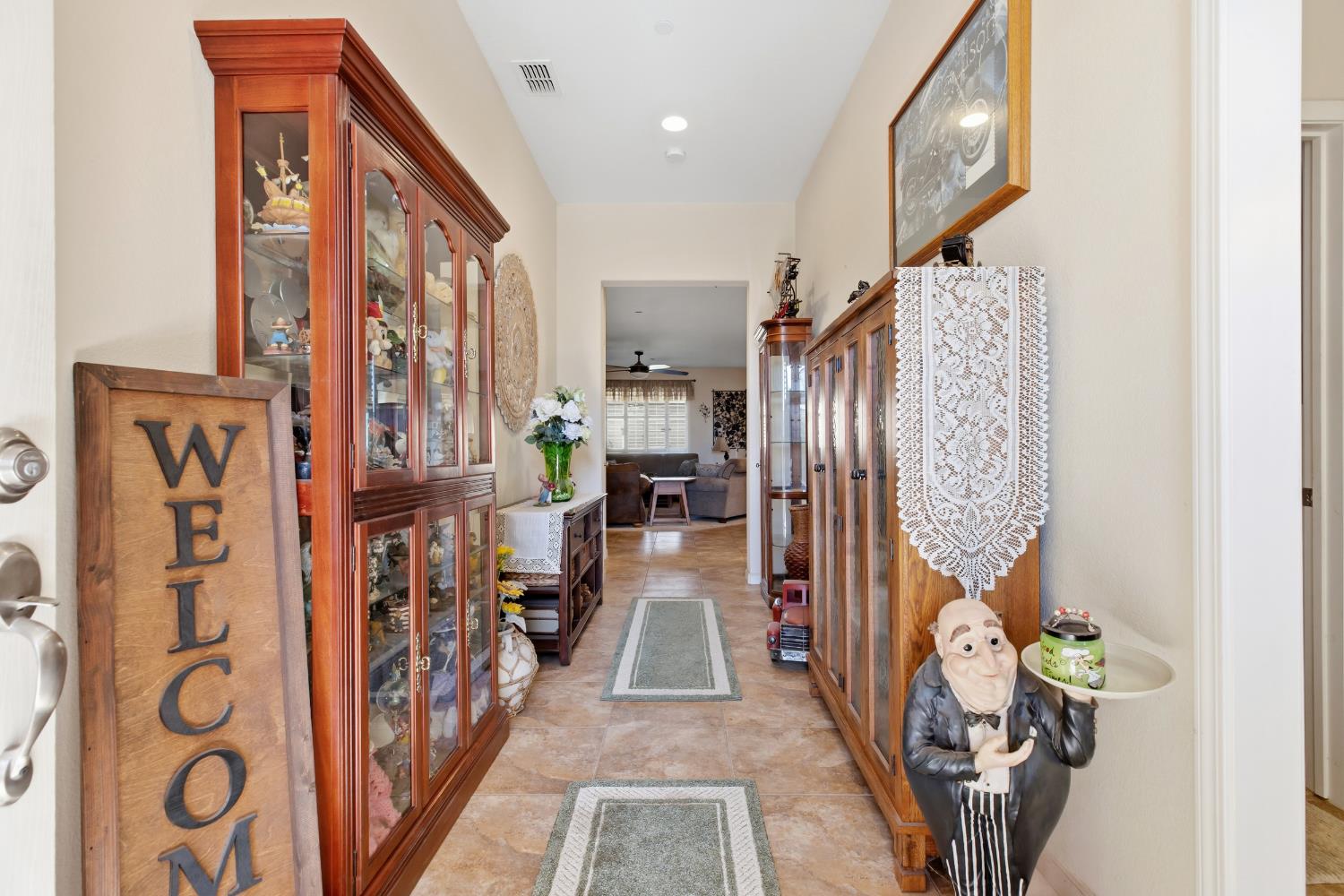 1061 Alba St, Manteca, CA 95337