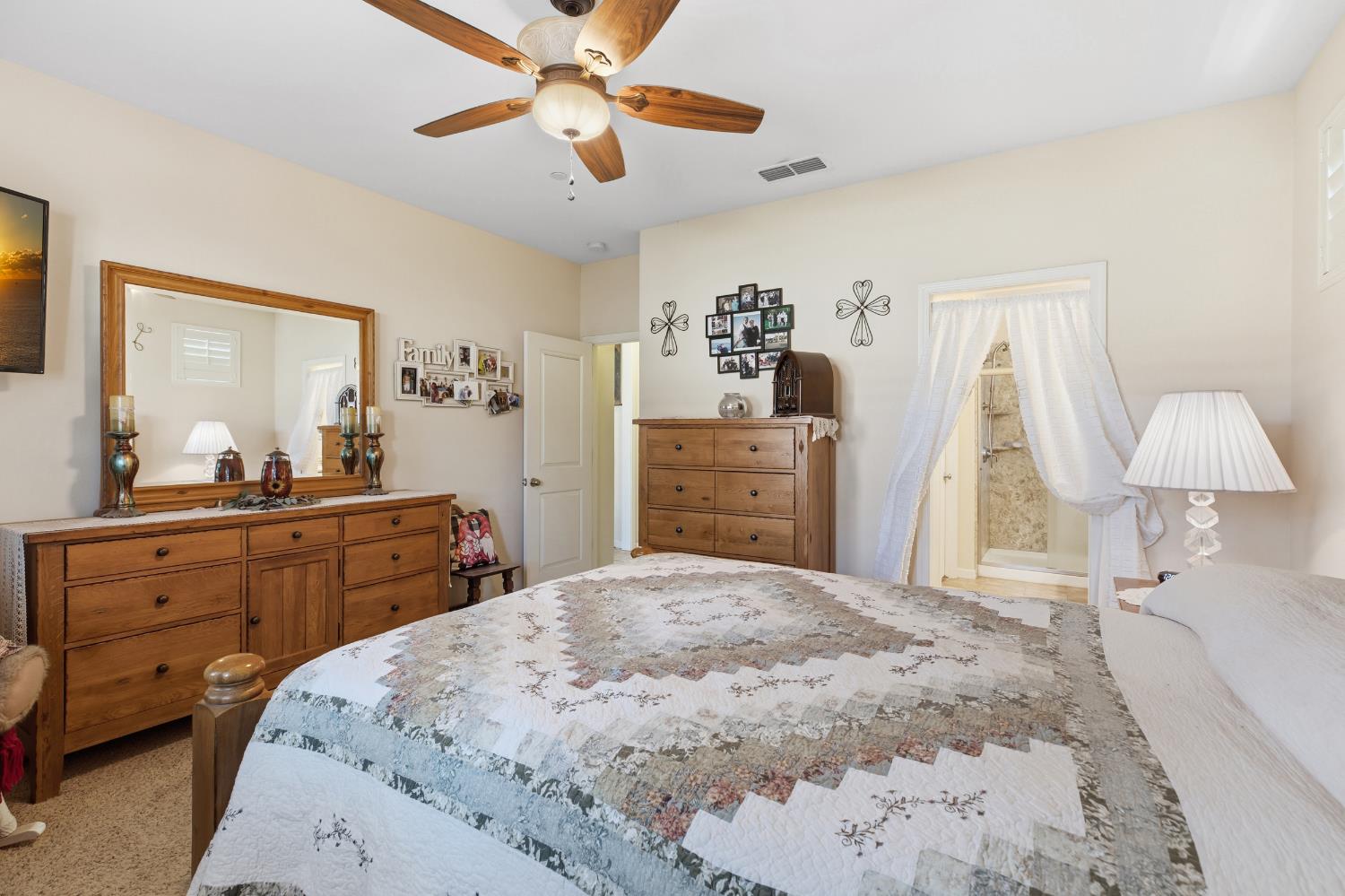 1061 Alba St, Manteca, CA 95337