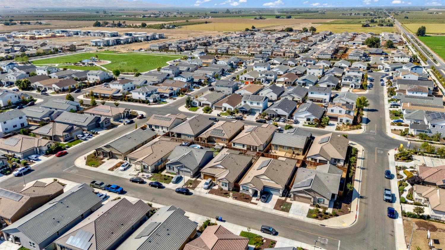 924 Somerset Way, Patterson, CA 95363