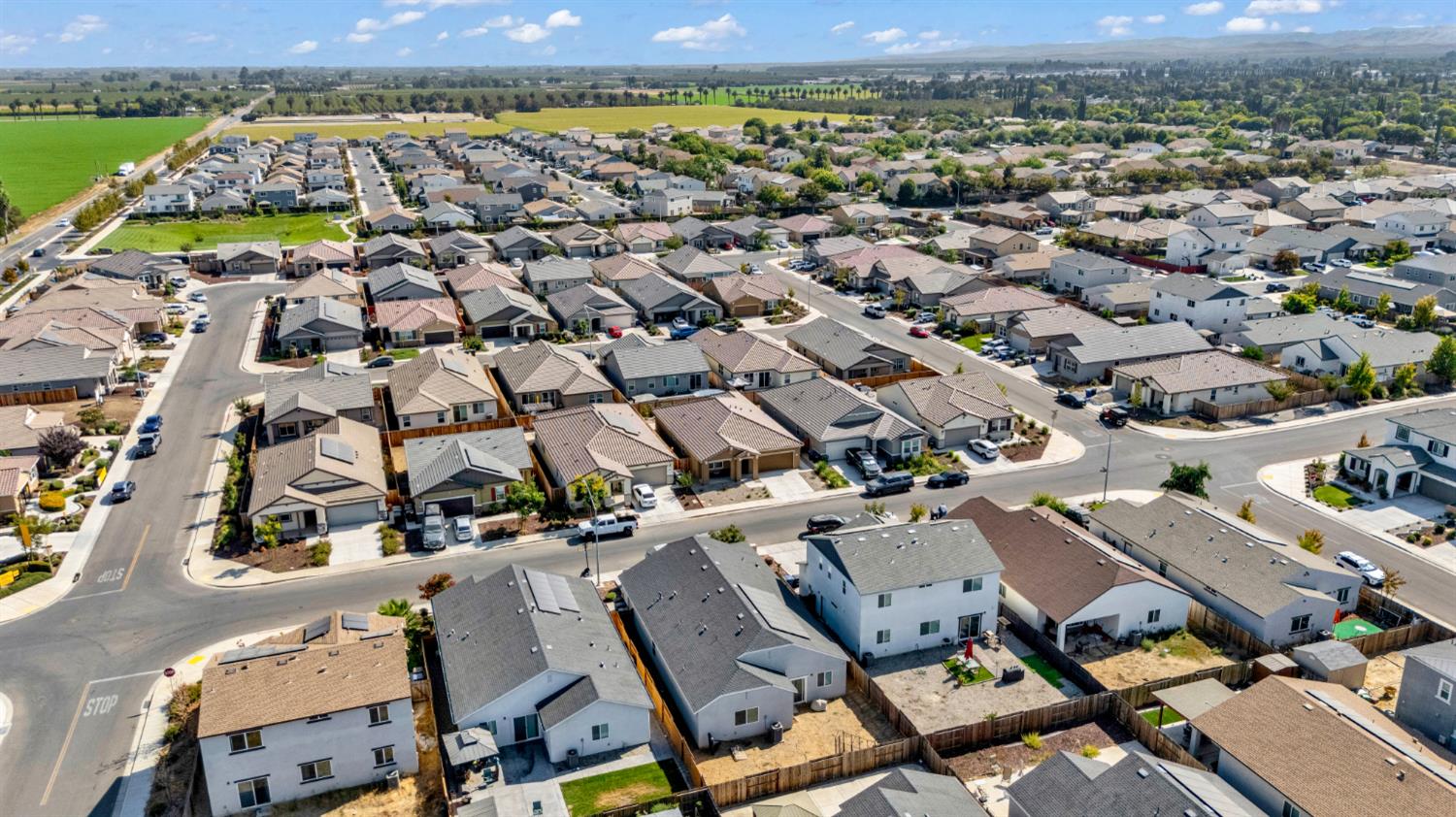 924 Somerset Way, Patterson, CA 95363