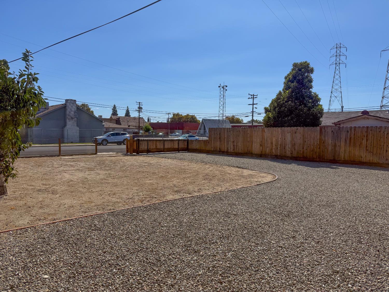415 Sutter St, Manteca, CA 95336
