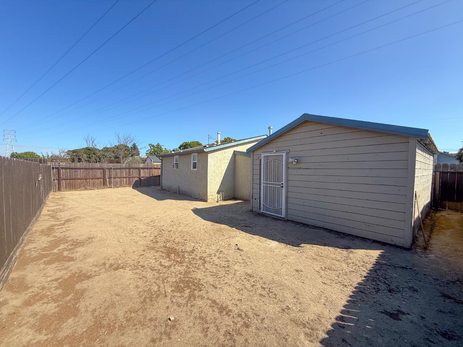 415 Sutter St, Manteca, CA 95336