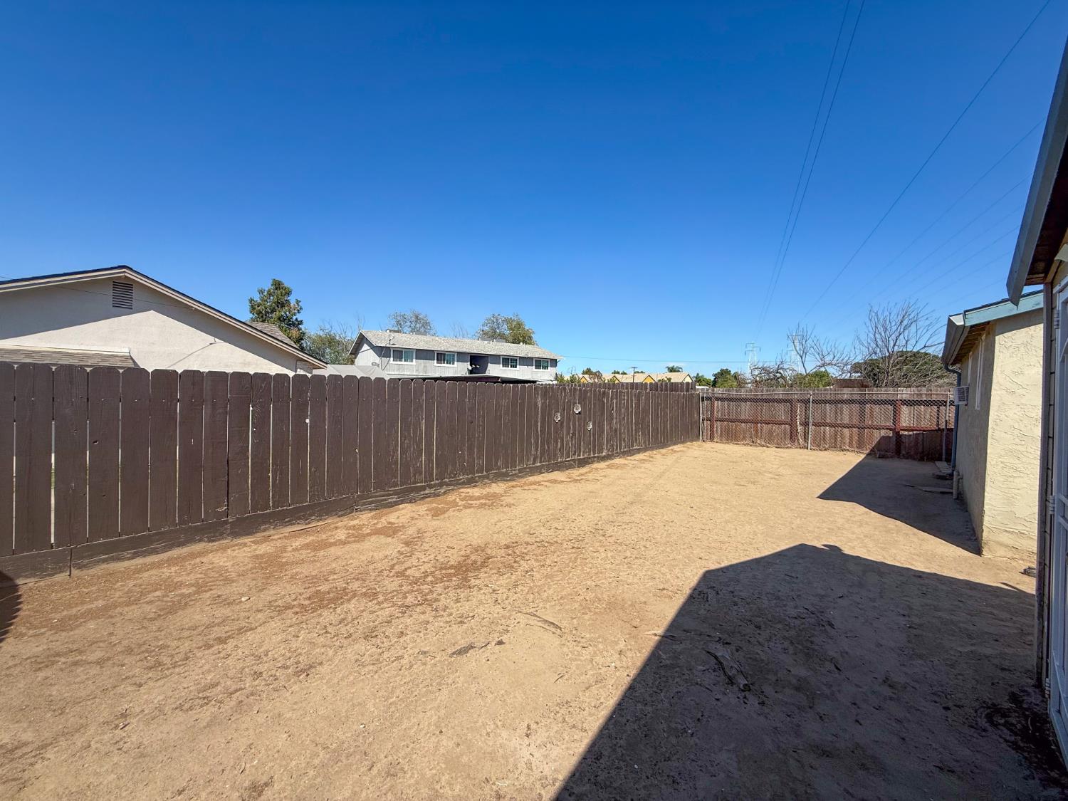415 Sutter St, Manteca, CA 95336