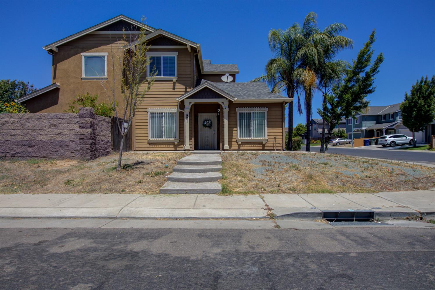 1901 St Sebastian Way, Modesto, CA 95358